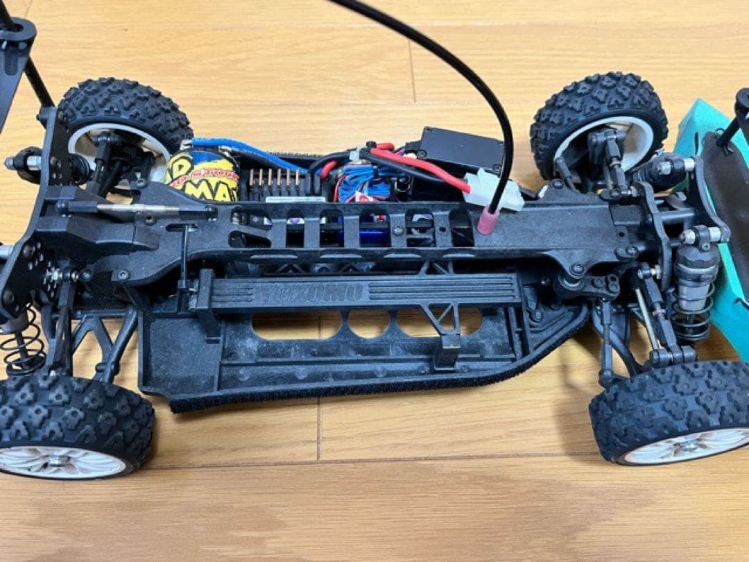 ドリパケ様　ヨコモMR4-TC RCラリーカー メカ搭載済み　中古品
