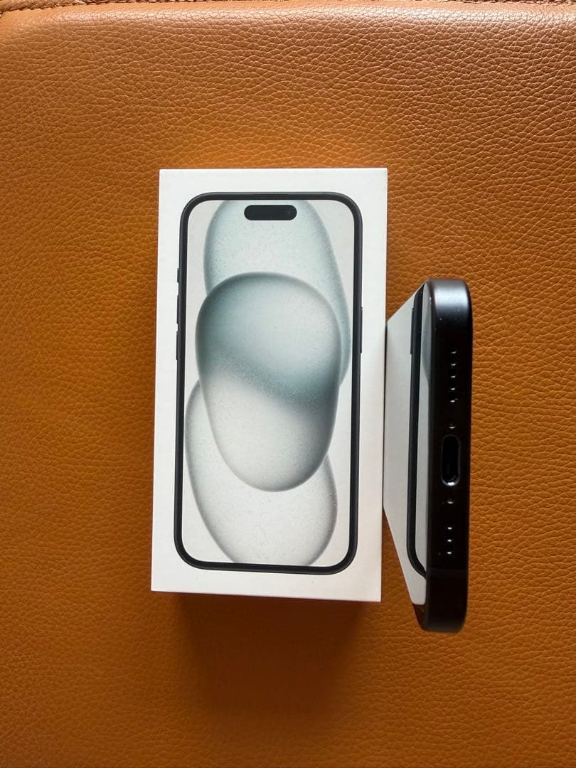 Apple iPhone 15 本体 ブラック128GB