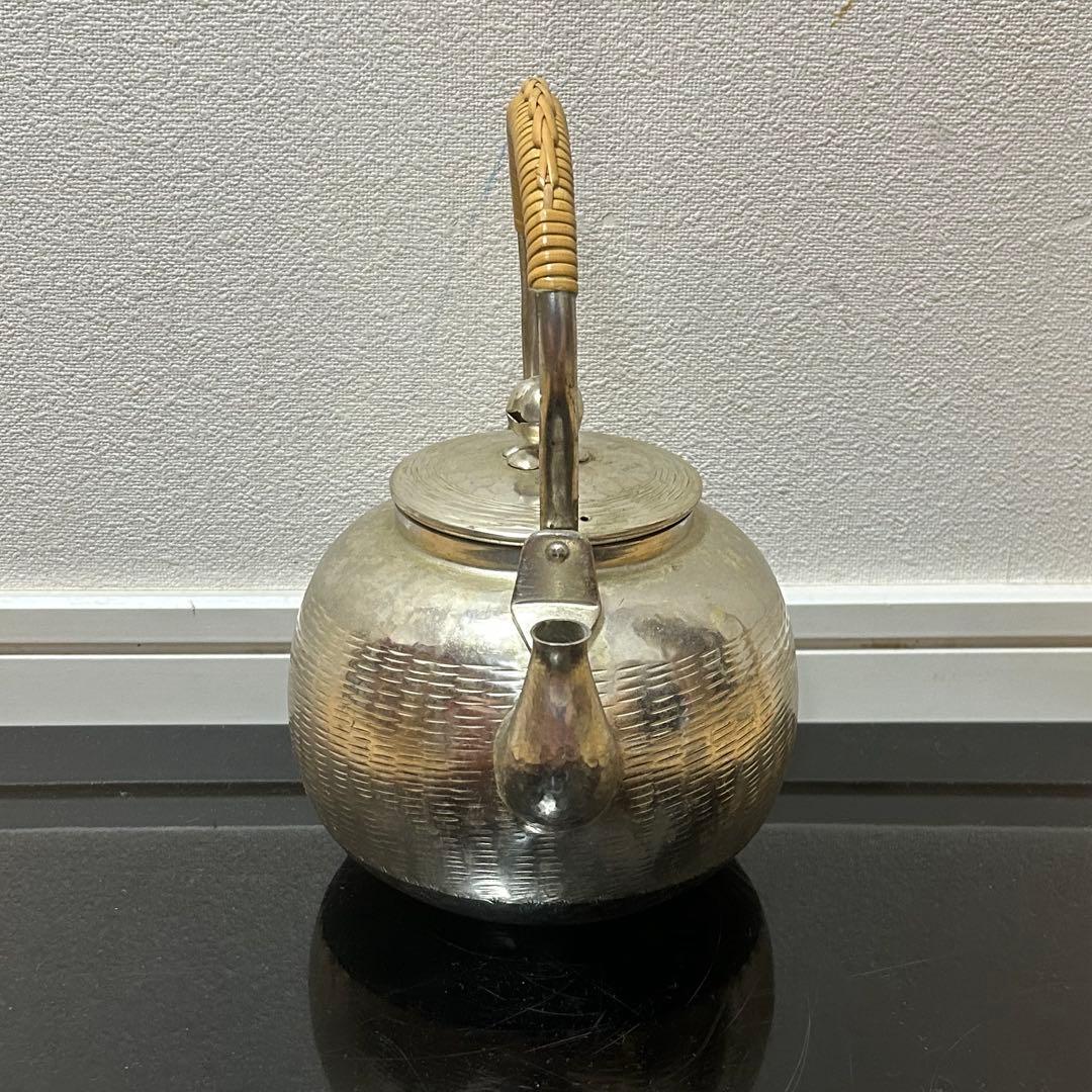 銀瓶（銀色仕上）　茶道具懐石茶箱鵬雲斎坐忘斎淡々斎即中斎七事式水屋棗茶碗水指茶杓