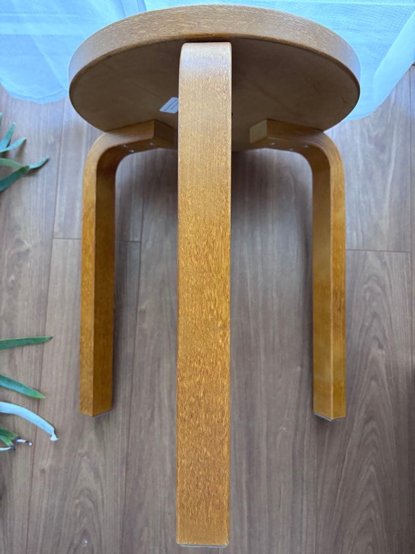 artek スツール60 ハニー スモーキーブルー scope