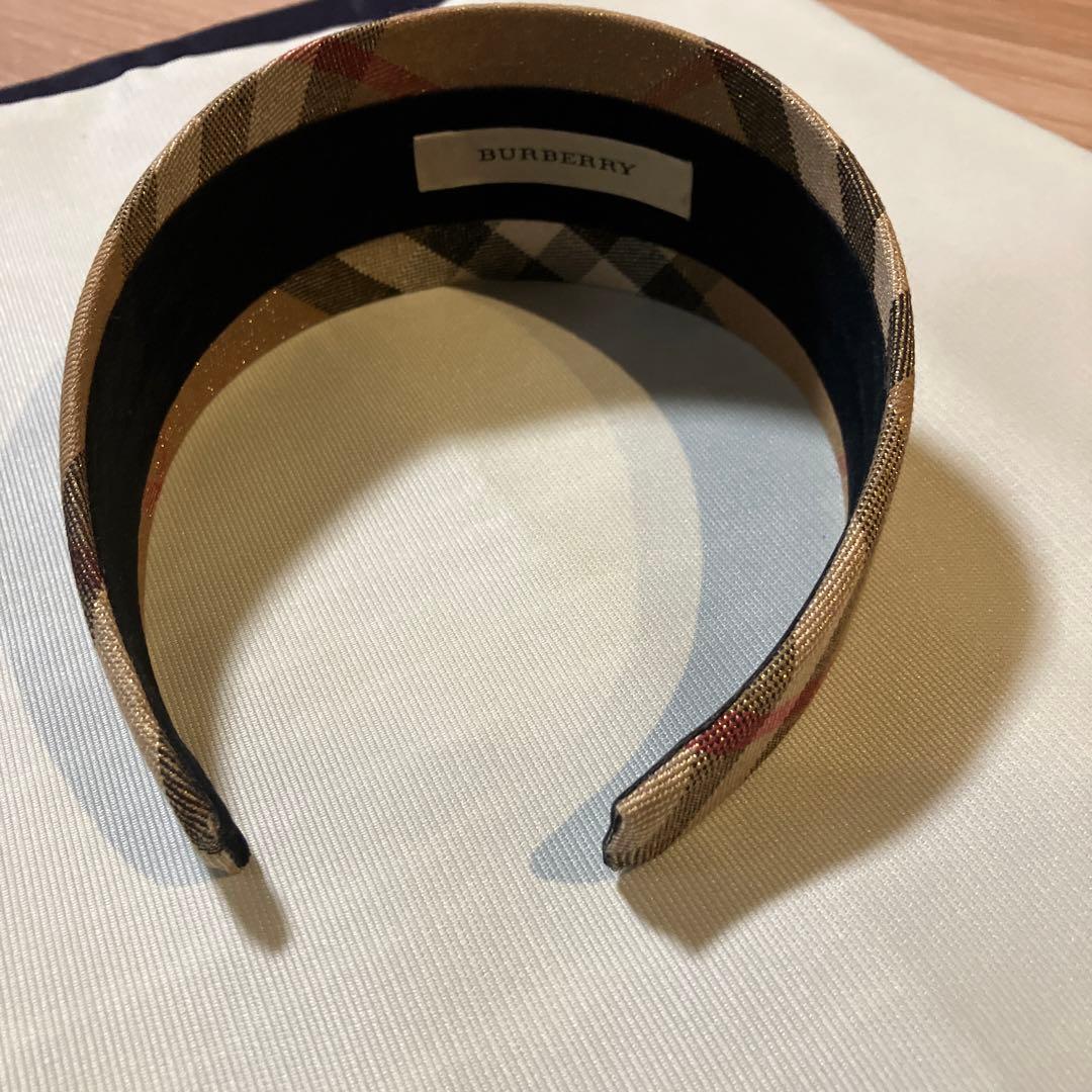 バーバリー　ヘアバンド