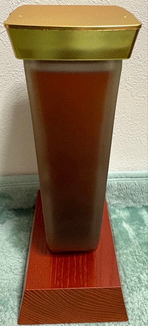 新品未開封☆Suntory ウィスキー響　リラギター型