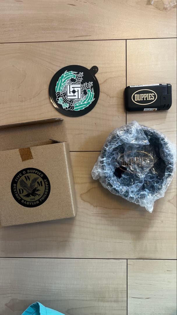 DUPPIES 灰皿、ライター 箱付き