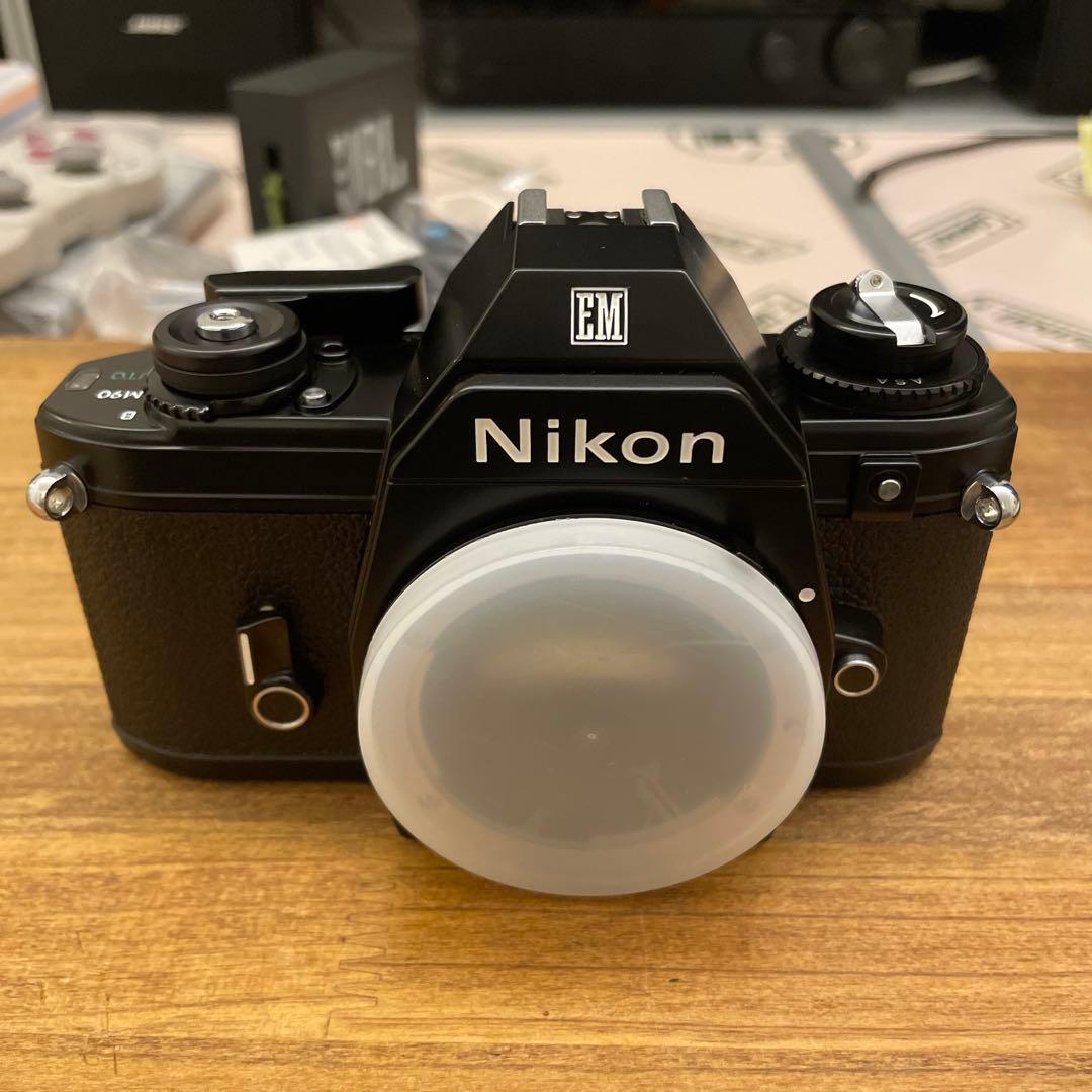 Nikon EM 元箱付き 美品