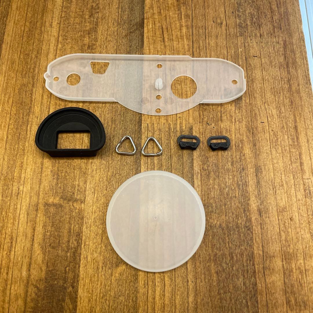 Nikon EM 元箱付き 美品