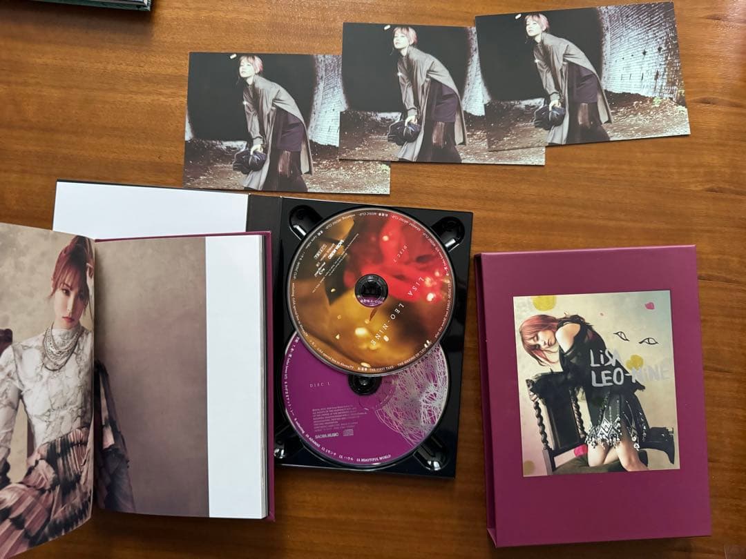 LiSA 限定品セット8点＋レコードLADYBUG +おまけポスター&ステッカー