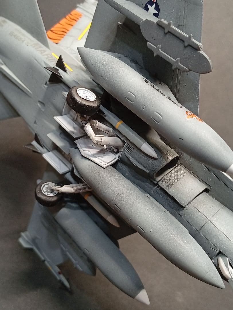 F/A-18 ホーネット 　フライングタイガース完成品！