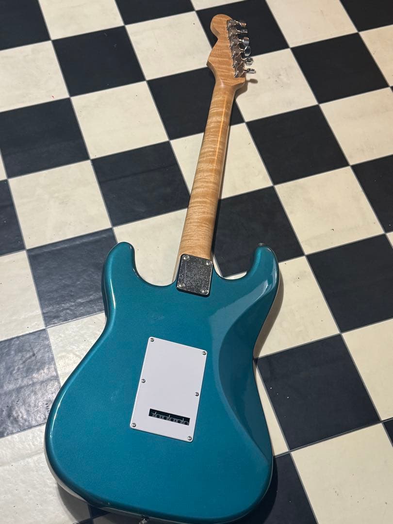 倍*ン様 詳細不明　ストラト　バリ虎　ネック メタリックブルー