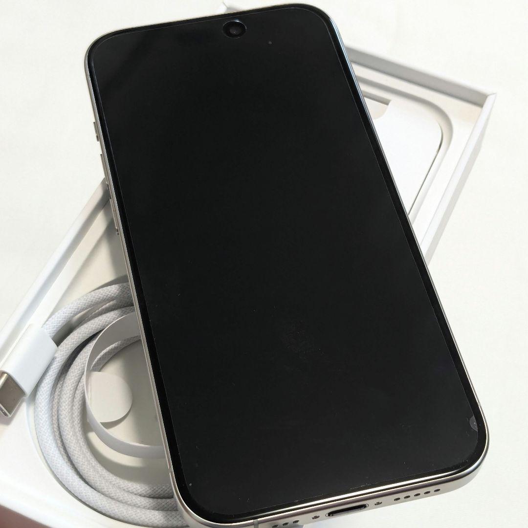 【美品】iPhone15 pro 256GB ホワイトチタニウム　SIMフリー