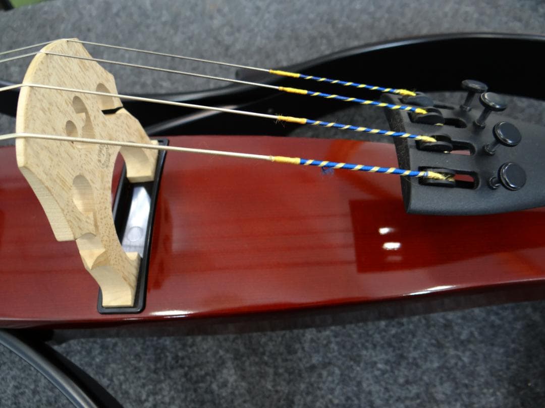 ヤマハ サイレントチェロ SVC110S / 純正ケース・付属品つき・美品