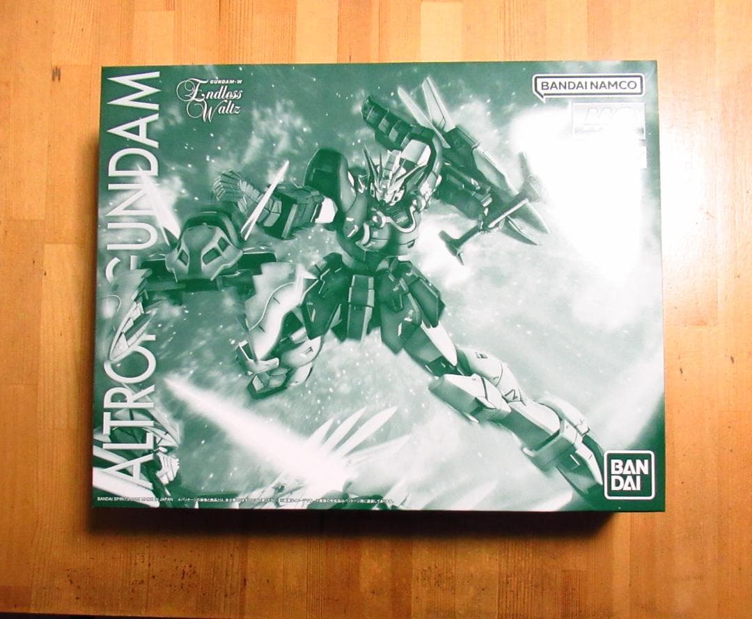 【新品・未組立】1/100 MG アルトロンガンダム