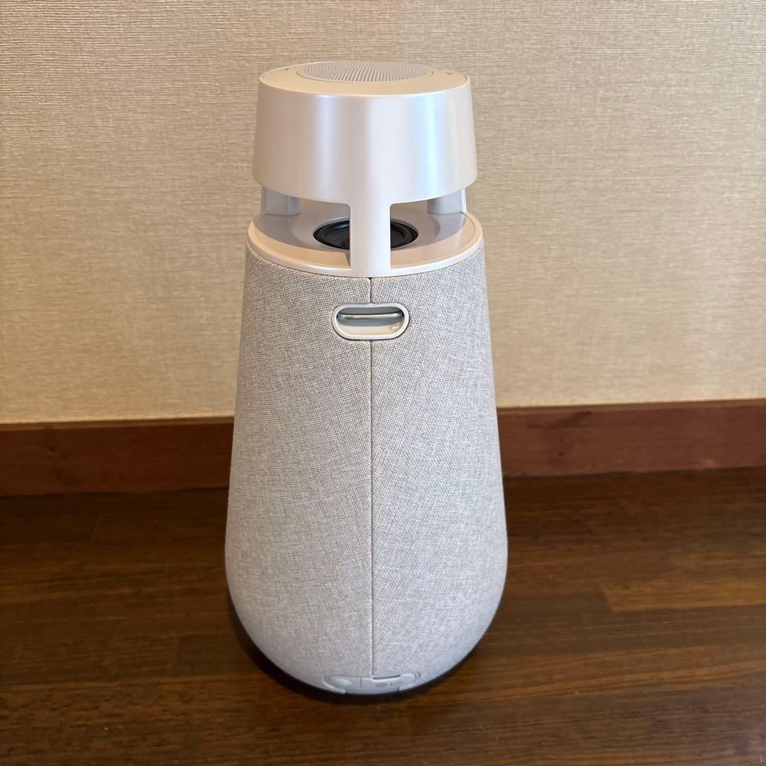 開封・視聴のみ　LG ポータブルスピーカー XBOOM 360 XO3
