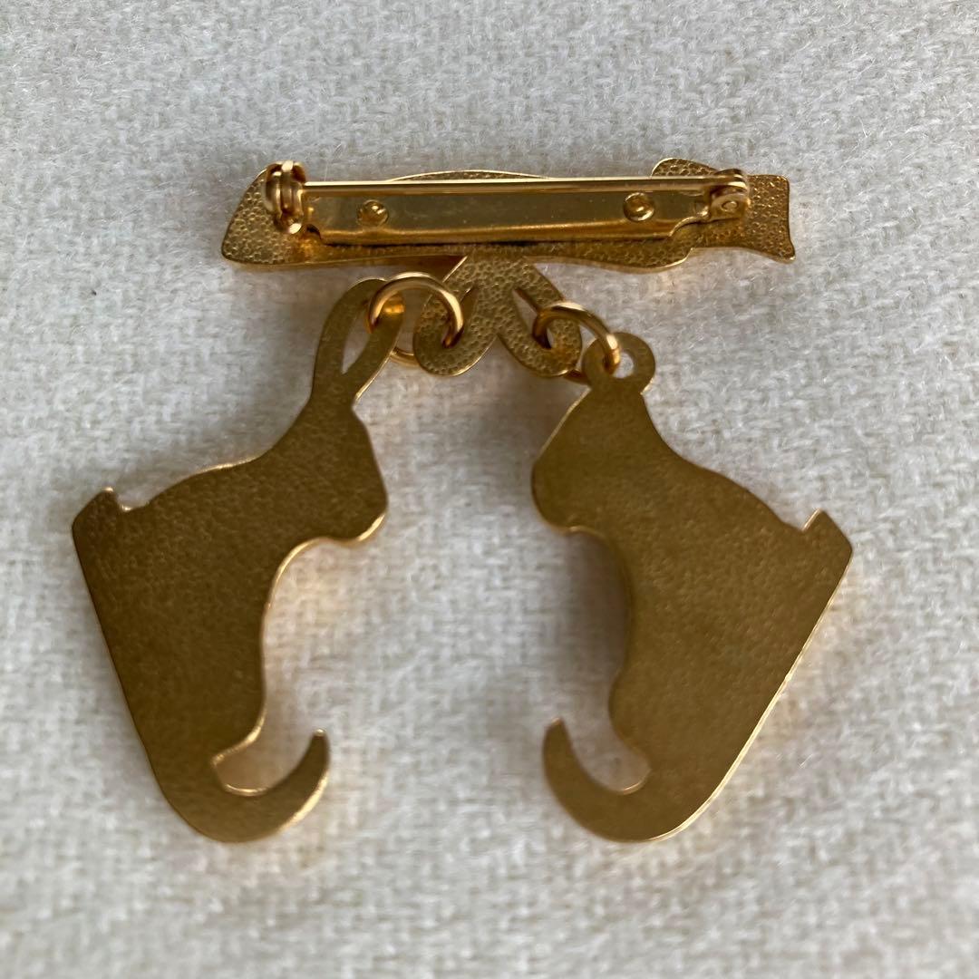 HERMES エルメス　ブローチ　スケート靴