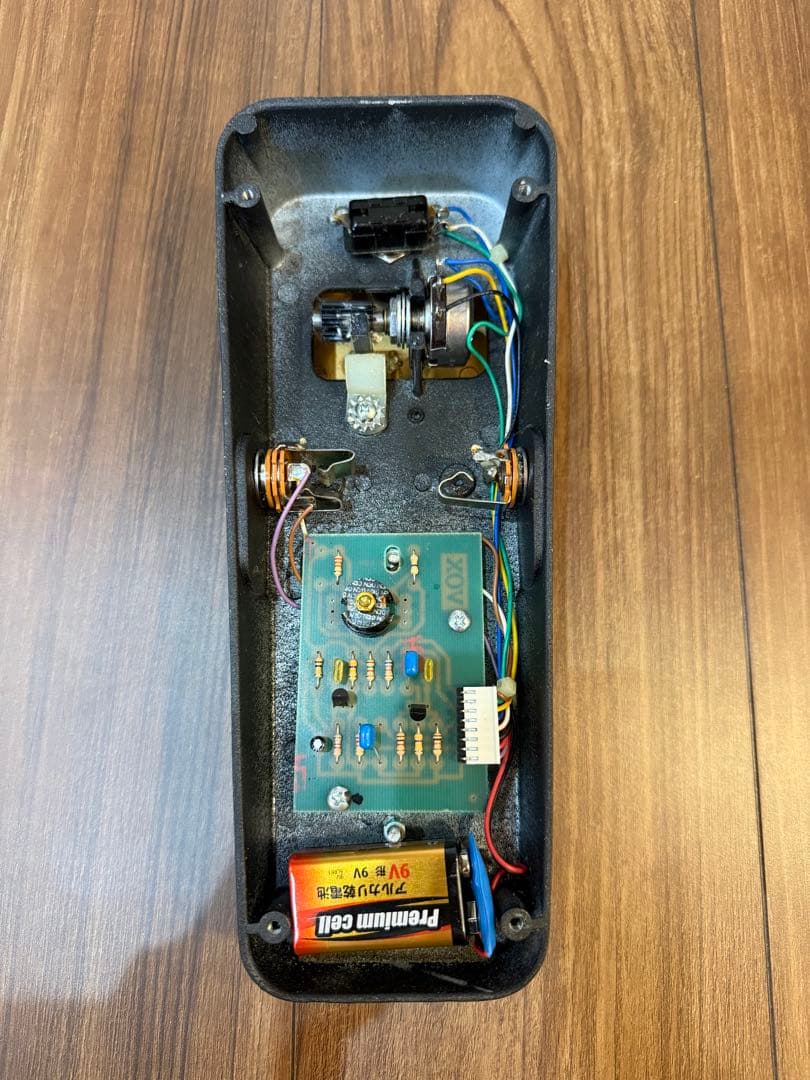 【限定】VOX Limited Edition V847G WAH-WAH