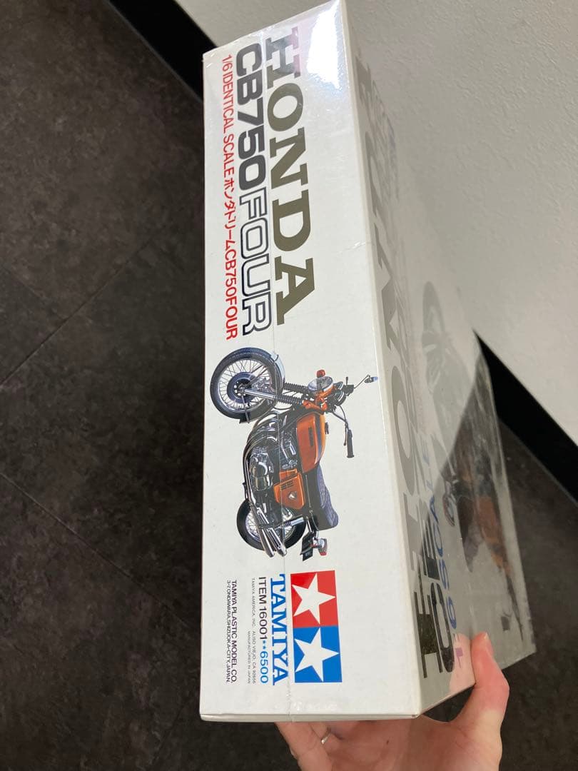 値下げ！未開封！タミヤ　1/6シリーズ　HONDACB750 FOUR