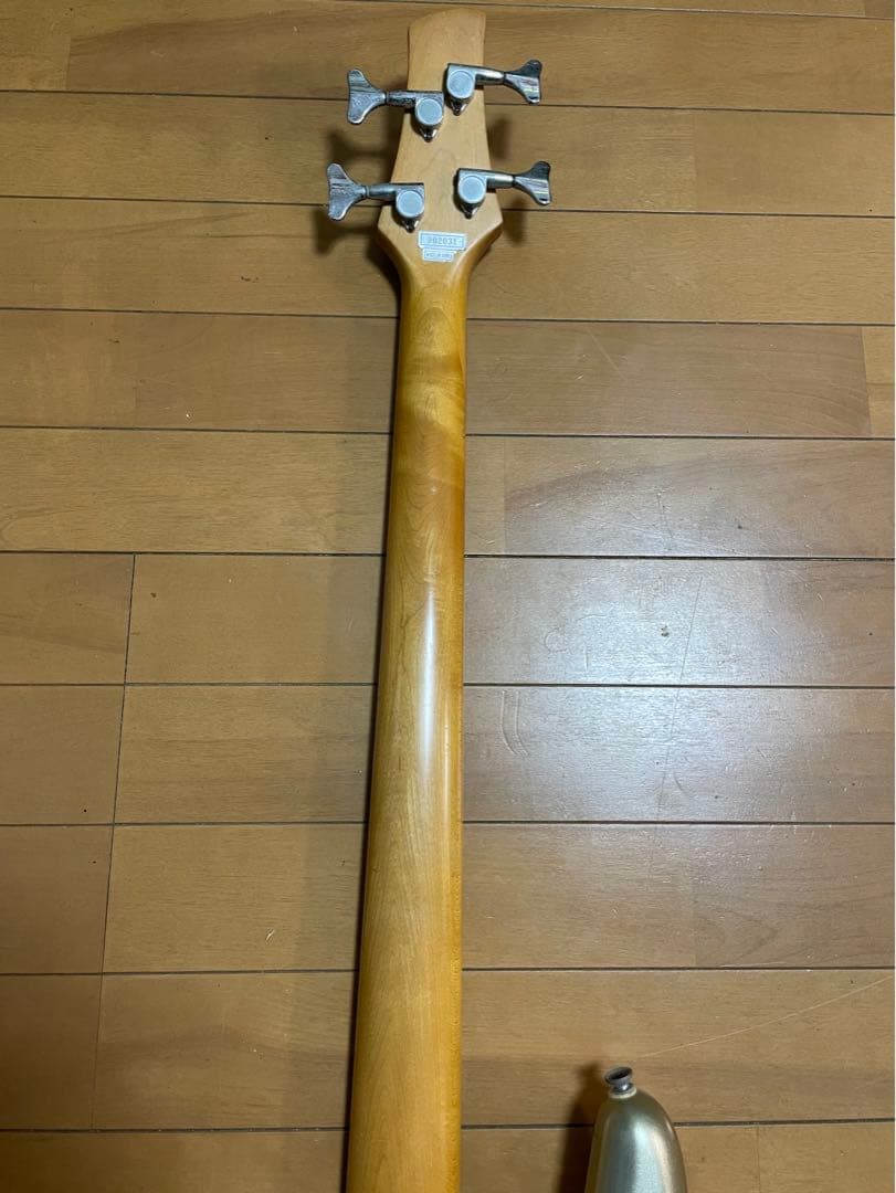 電子ギター韓国製