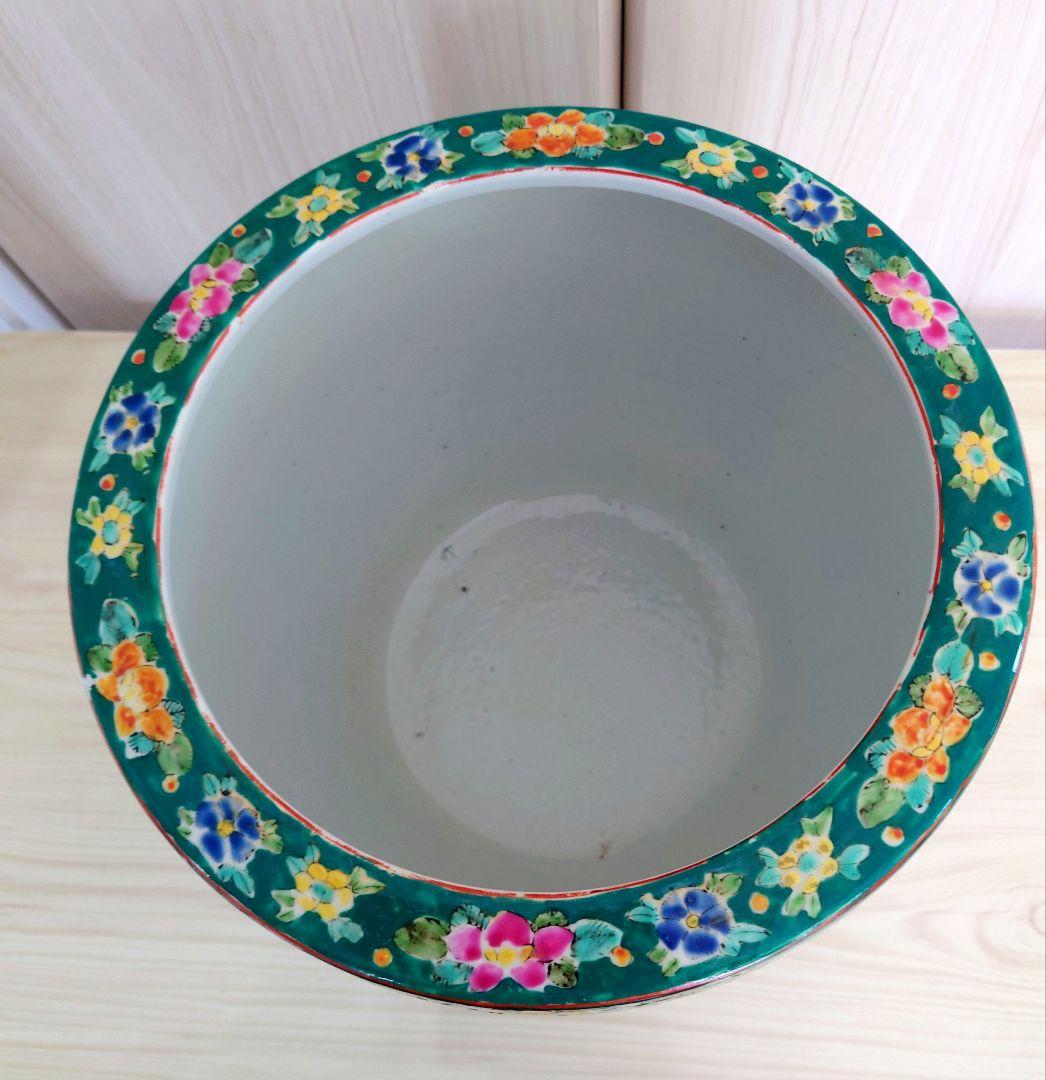 2. 十錦手色絵　火鉢　時代物