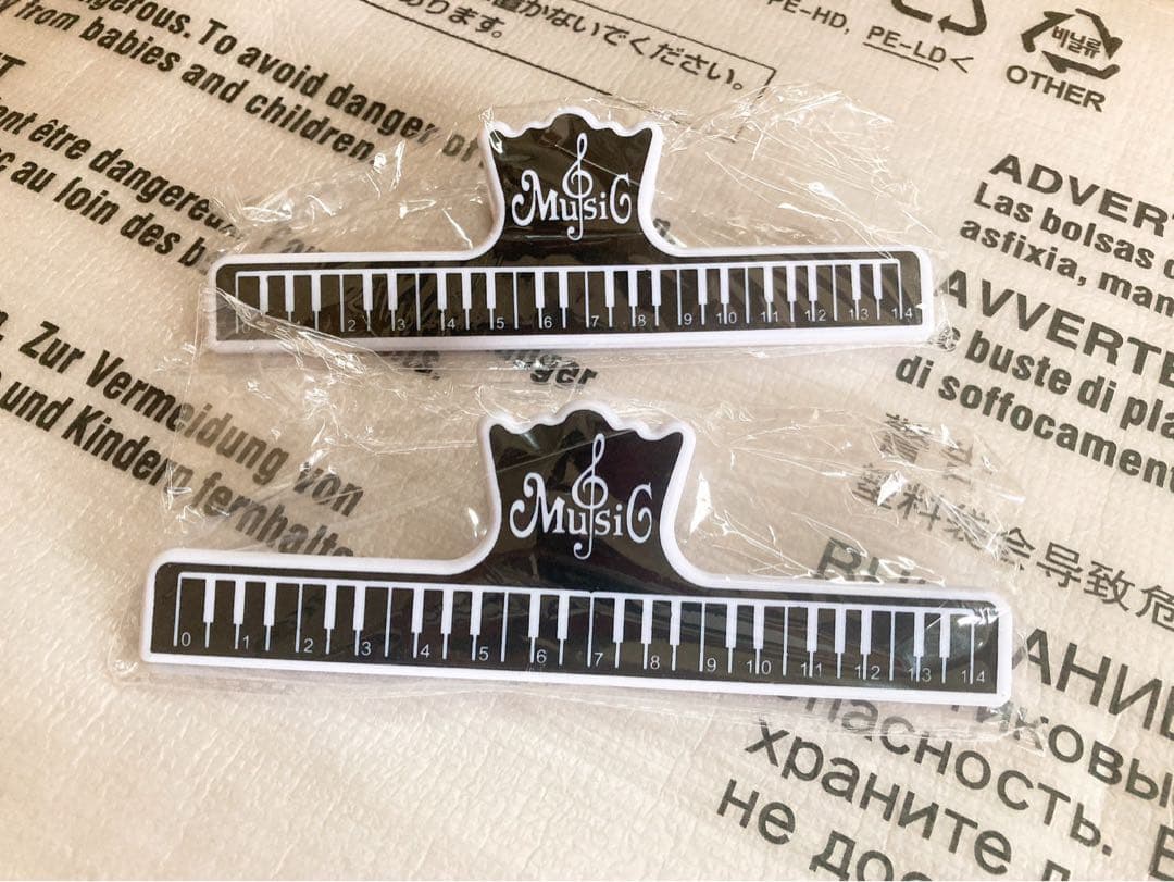 ★ほぼ新品！3点セット★電子ピアノCasiotone CT-S1＋ヘッドホンなど