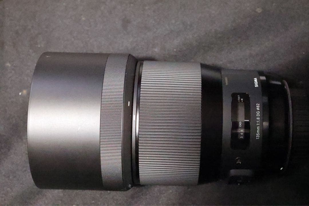 美品　SIGMA 135mmF1.8 DG HSM Art for CANON