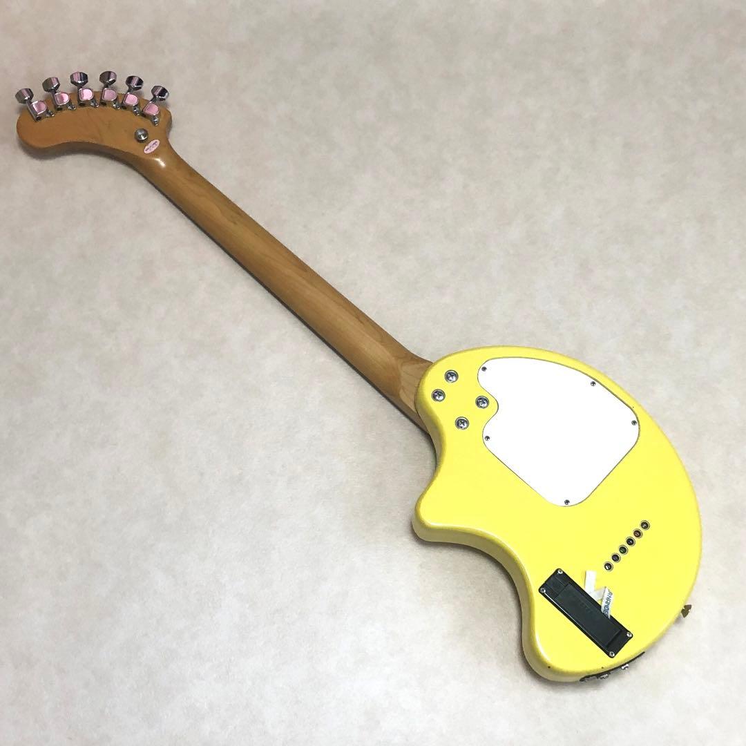 【美品】ZO-3 イエロー アンプ内蔵ミニギター ヘッドフォン端子付
