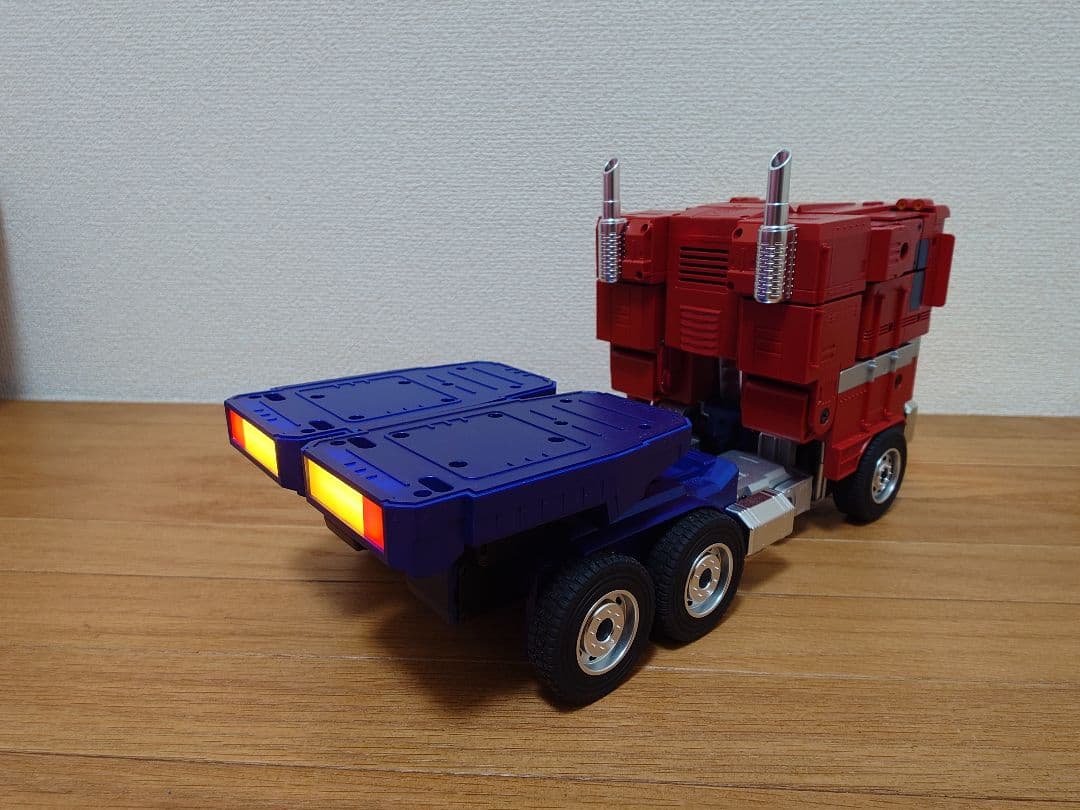 【動作品】robosen エリート オプティマス プライム 完全自動変形ロボット