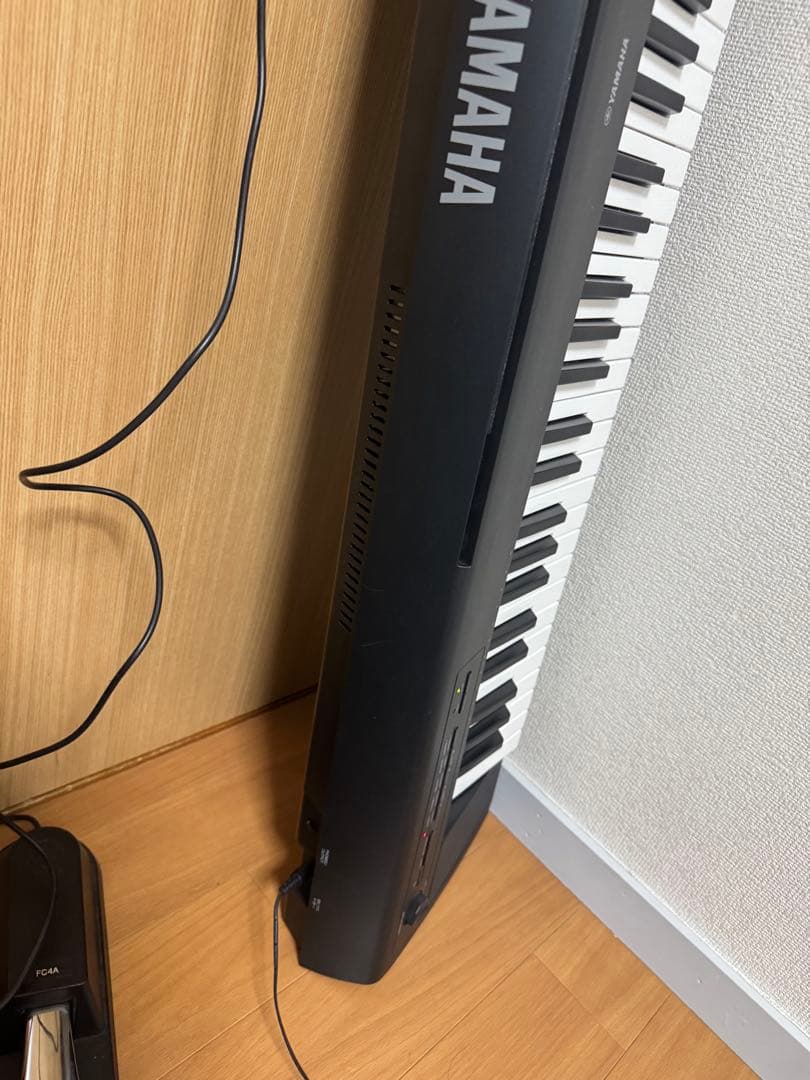 YAMAHA ヤマハ　電子ピアノ　76鍵盤　piaggero NP-32B