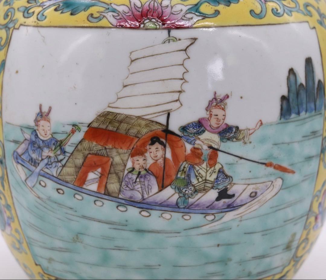 中国　粉彩　人物紋壺　乾隆年製　送料込み1213