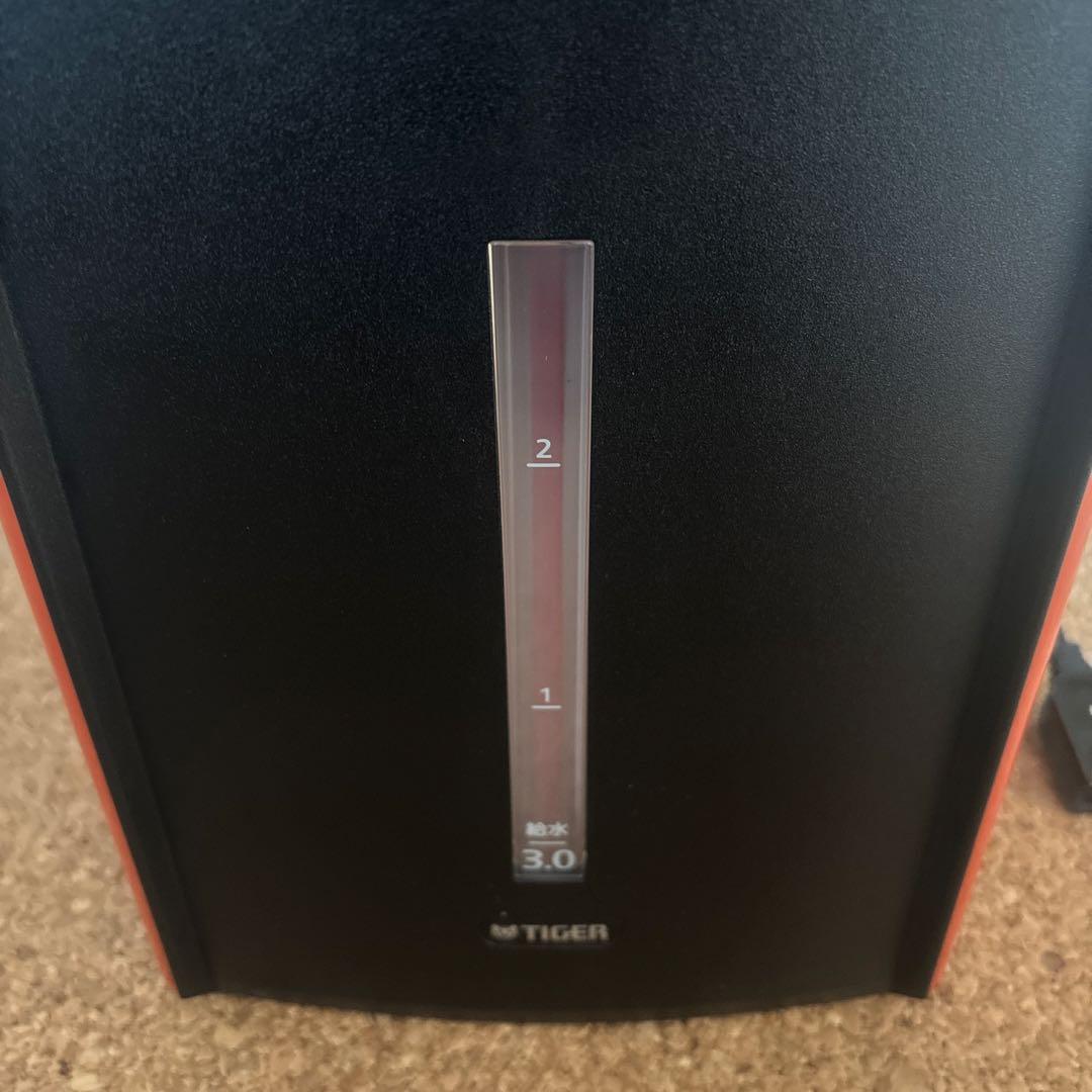 あ*ー様 タイガー3リットル蒸気レス電気ポットとく子さん