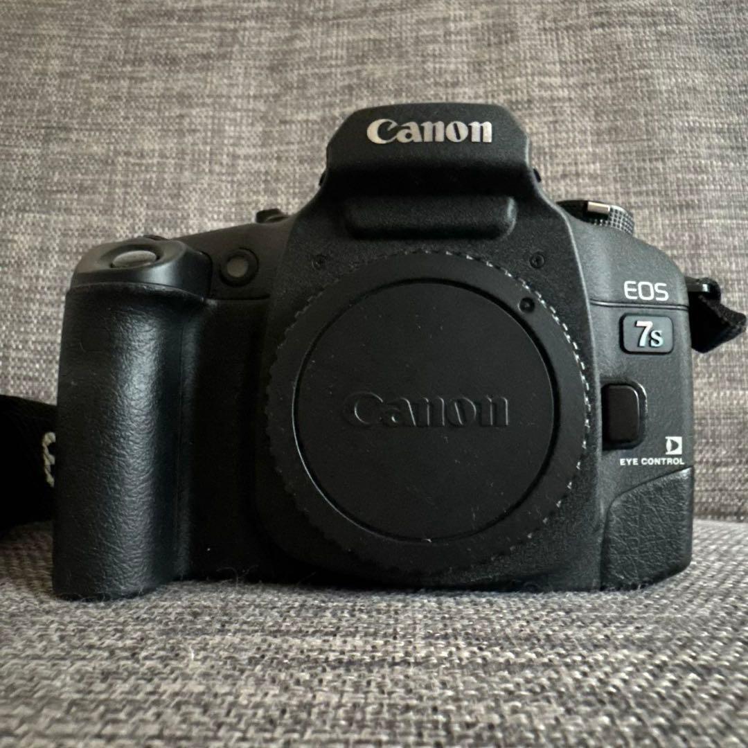 Canon EOS 7s 一眼レフフィルムカメラセット おまけ付き