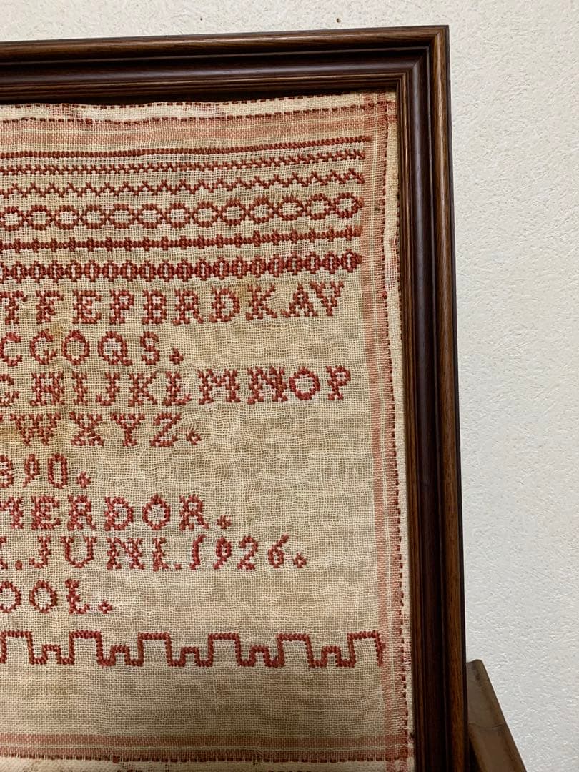 ヴィンテージ アルファベット　刺繍サンプラー　額装品　アンティーク