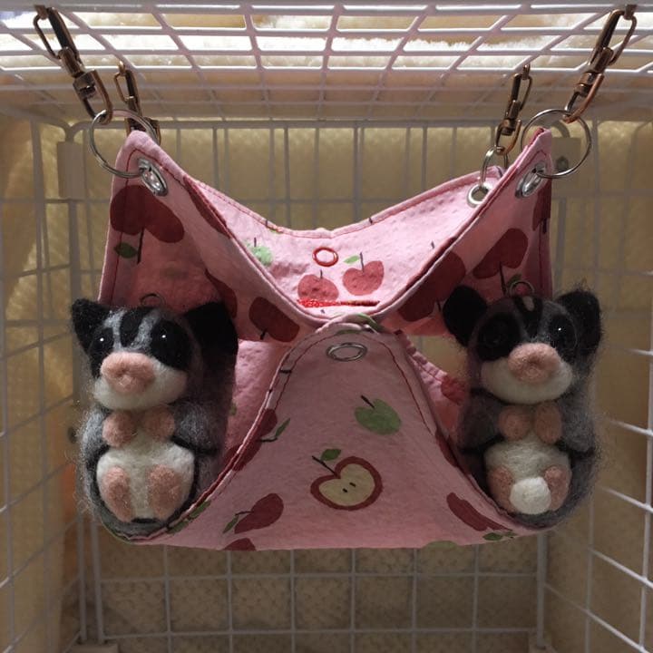 モモンガハウス（りんご柄） 夏仕様  涼しい夏生地を使用❗️ 1600円