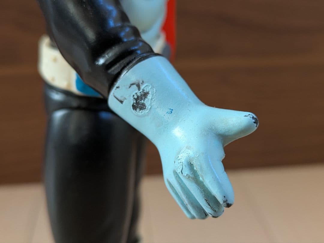 旧バンダイ製ソフビ 仮面ライダー1号 スタンダードサイズ 面取れ 昭和レトロ