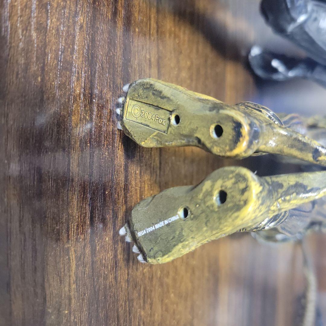 エイリアン ダークイエローVer. エイリアン フィギュア　2体セット