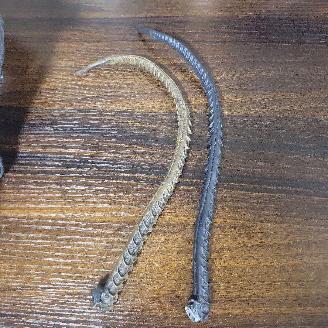 エイリアン ダークイエローVer. エイリアン フィギュア　2体セット