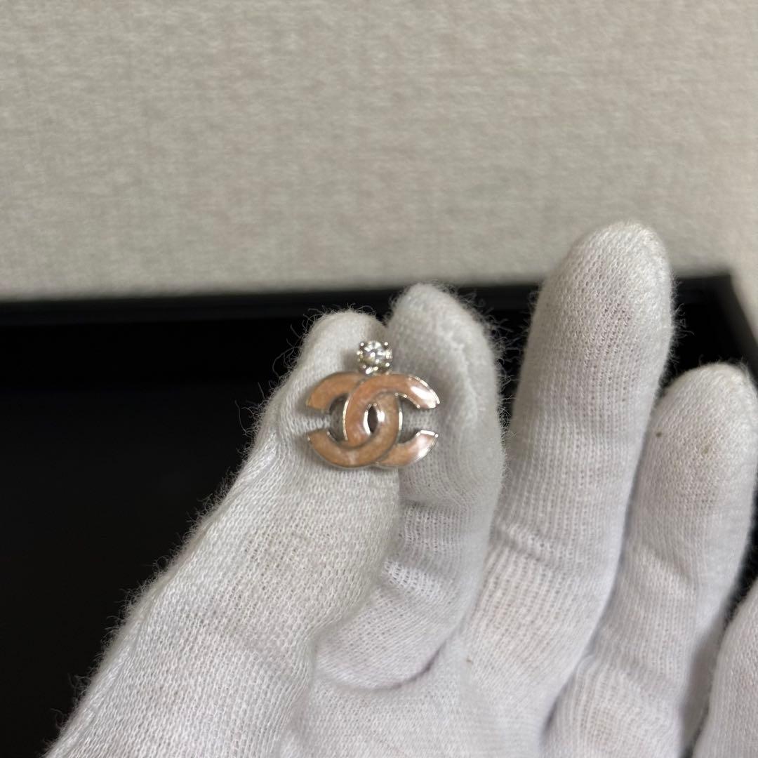 CHANEL シャネル　ピアス CCマーク ラインストーン ピンクベージュ