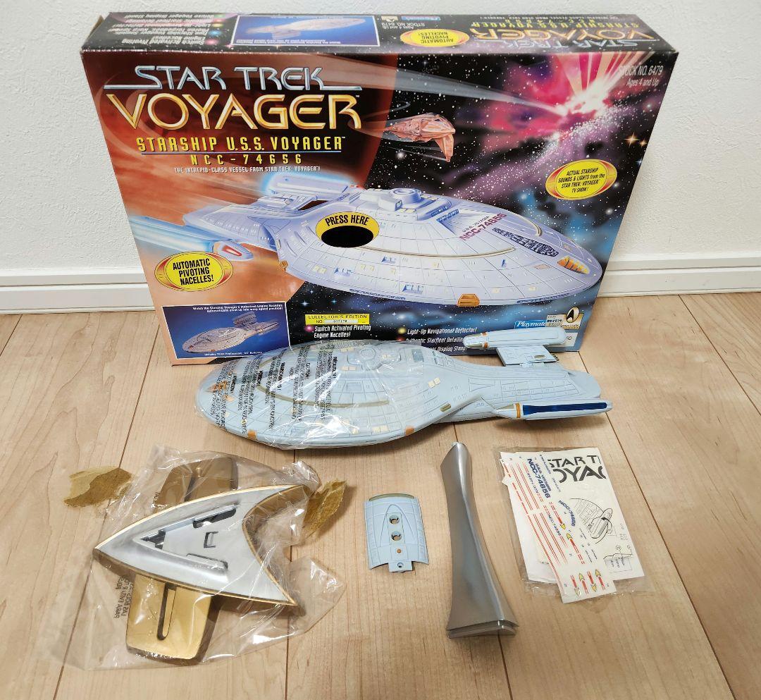 未使用　スタートレック　Star Trek USS Voyager フィギュア