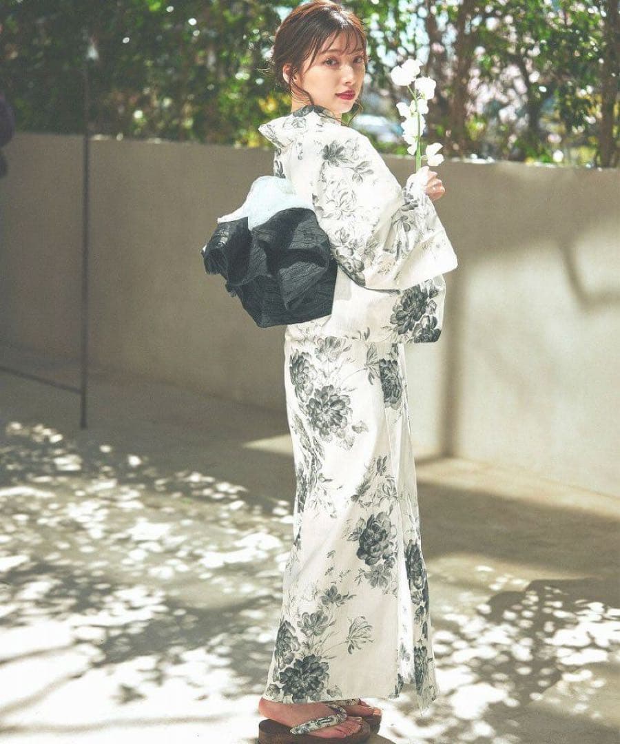 Dita 水彩の十六夜色