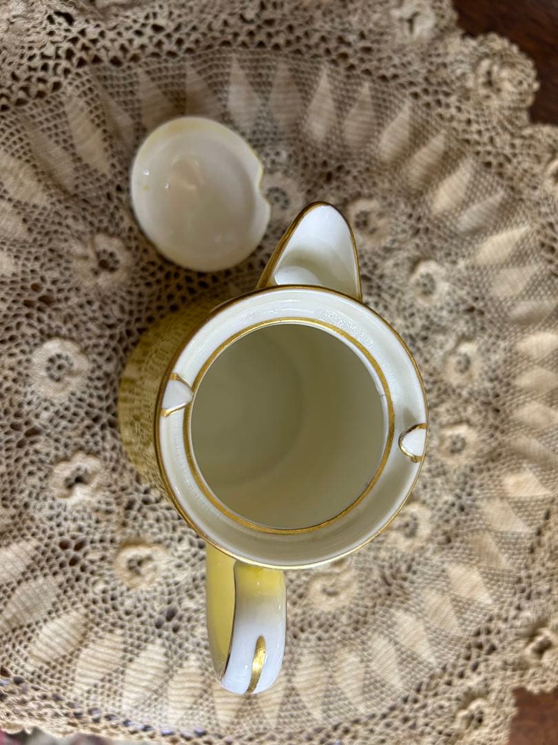 初期のパラゴン 希少なスターチャイナ時代 黄色と金彩のポット 美品 星マーク