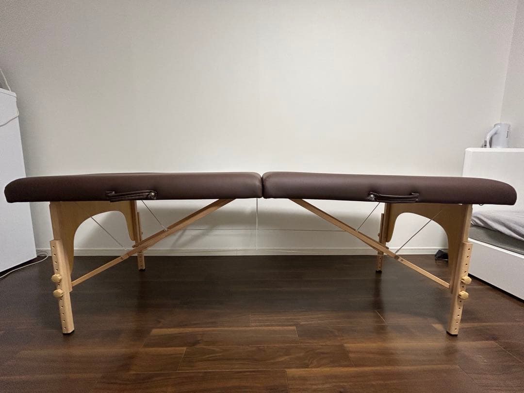 SEVEN BEAUTY 送料込み 軽量折りたたみマッサージベッドエステベット