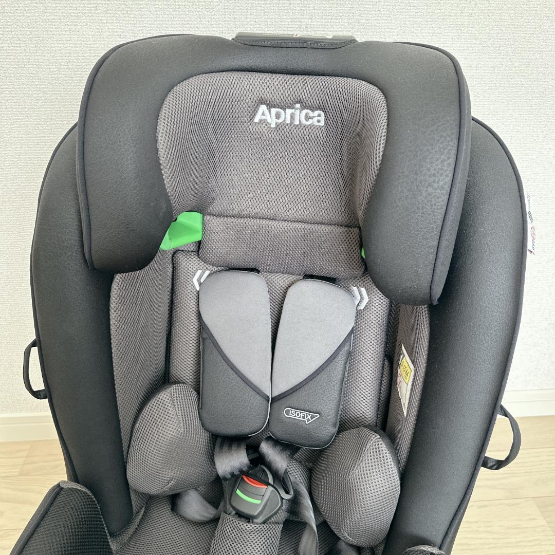 【極美品】Aprica フォームフィットISOFIX 360°セーフティー
