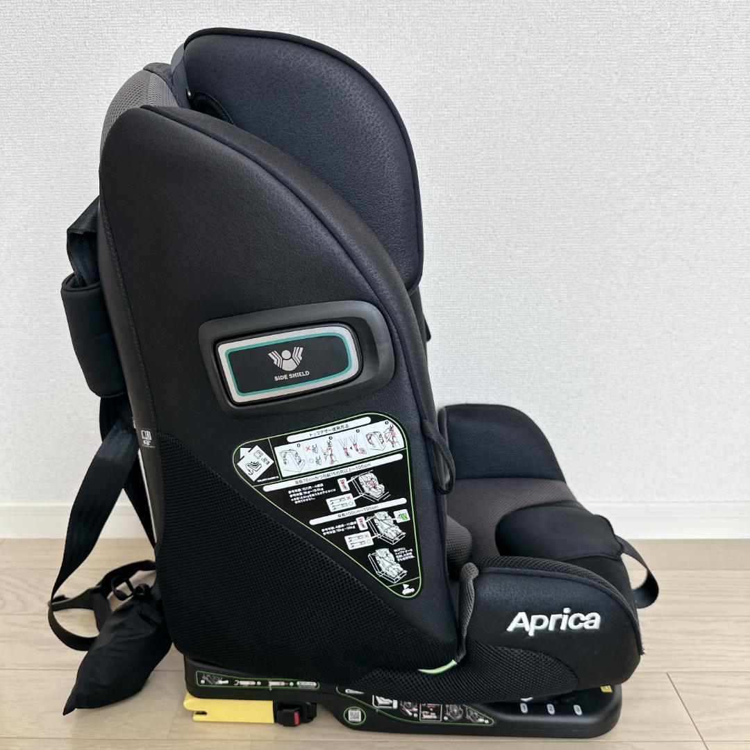 【極美品】Aprica フォームフィットISOFIX 360°セーフティー