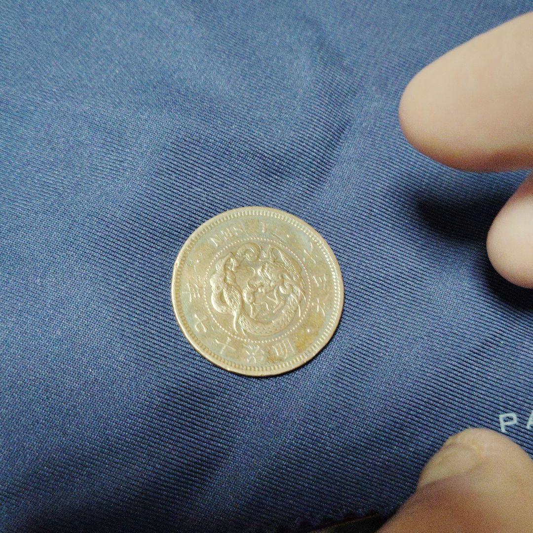 ドラゴンデザイン銀貨 旧貨幣