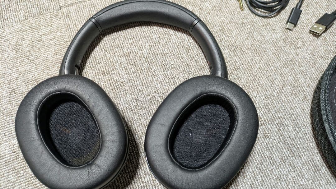 ULT WEAR ブラック