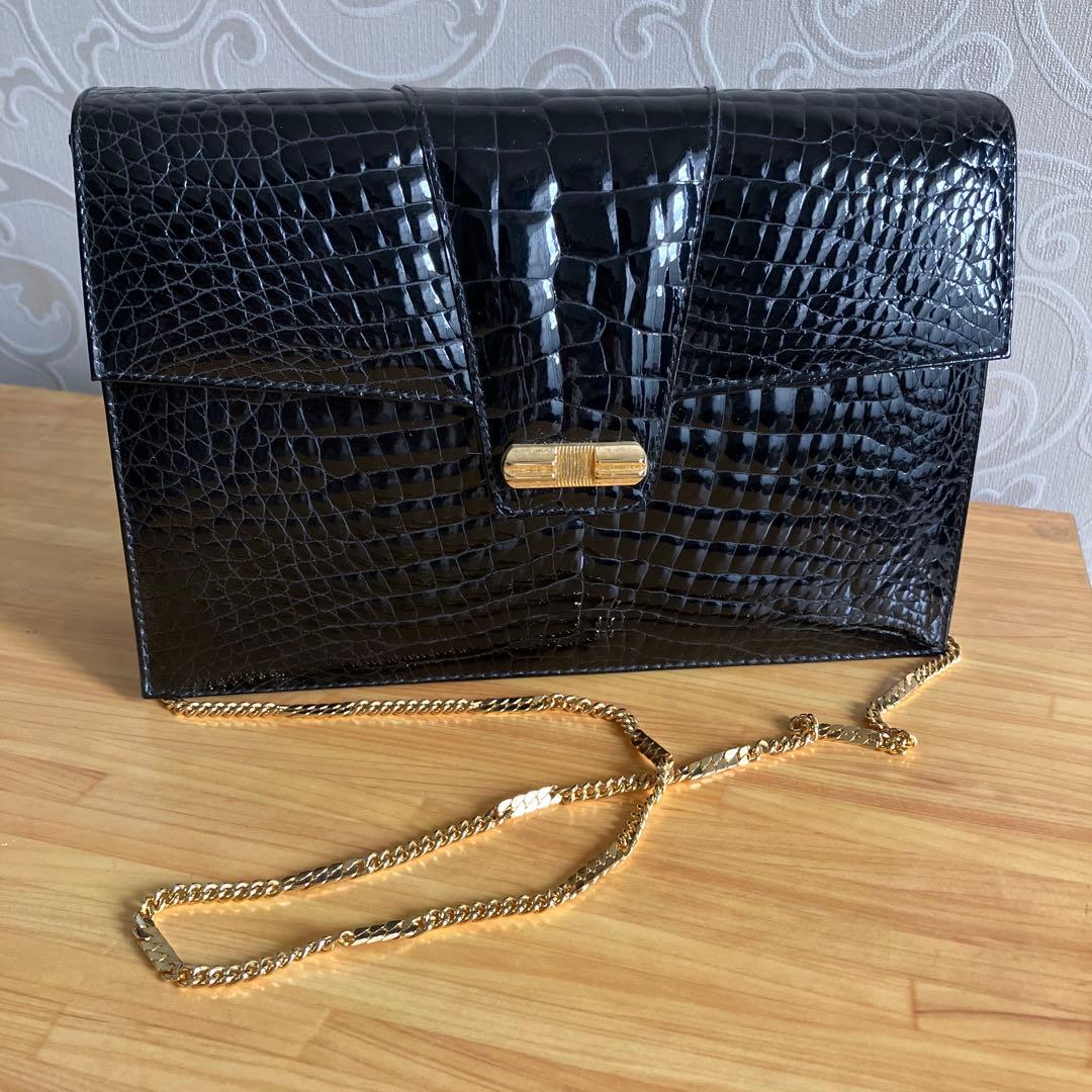 ブラック クロコダイル 本革 クラッチバッグ　イタリア製