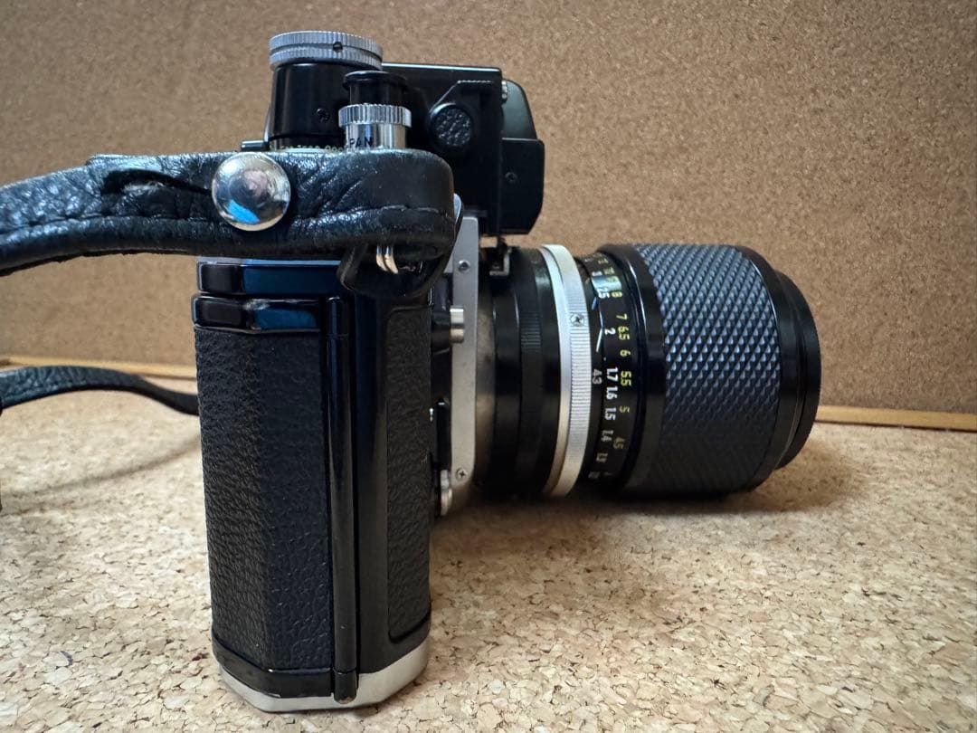 NIKON F2本体、望遠レンズ 、ストロボ セット