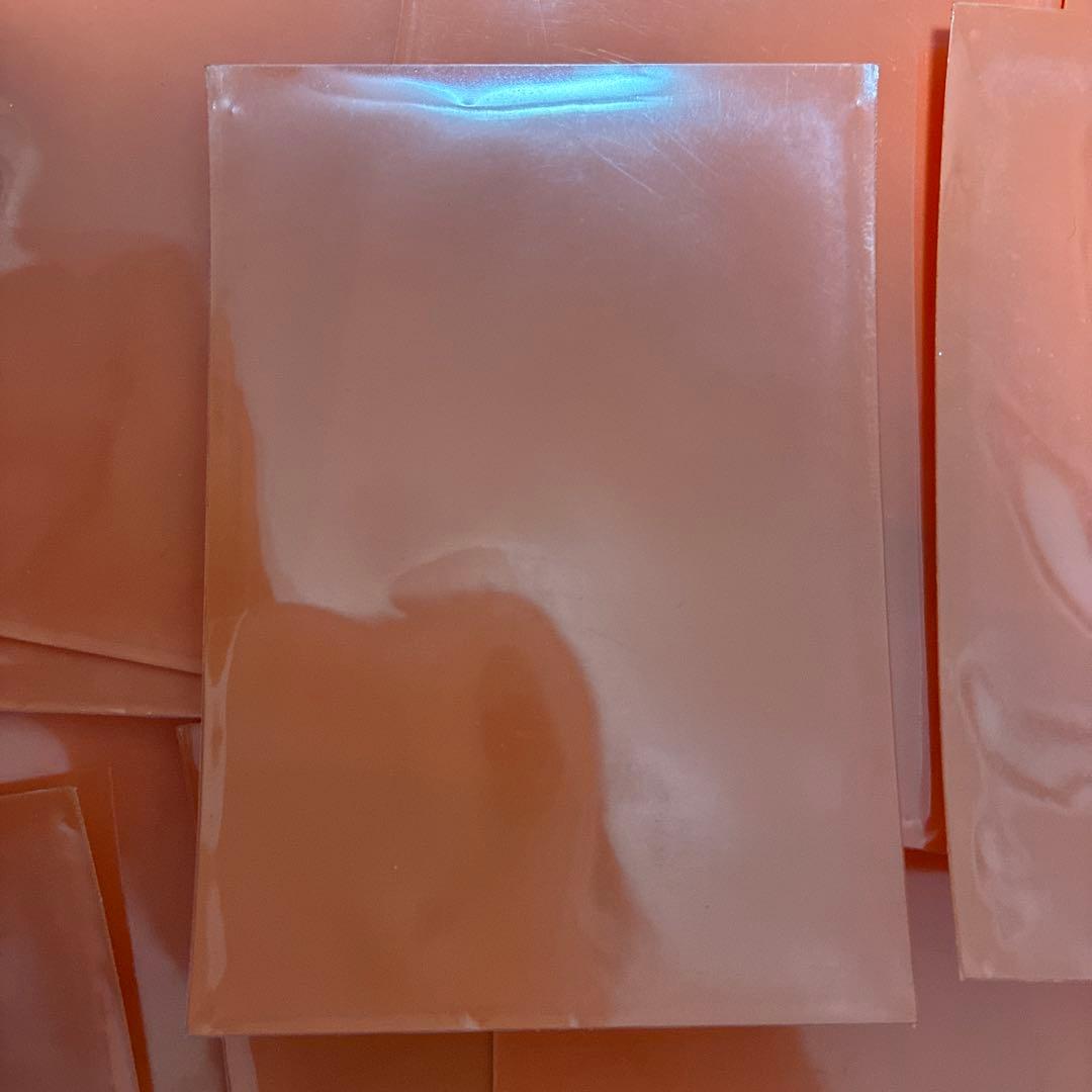 追跡あり　自由の女神　スリーブ　40枚　KMC スーパープリズム　オレンジ