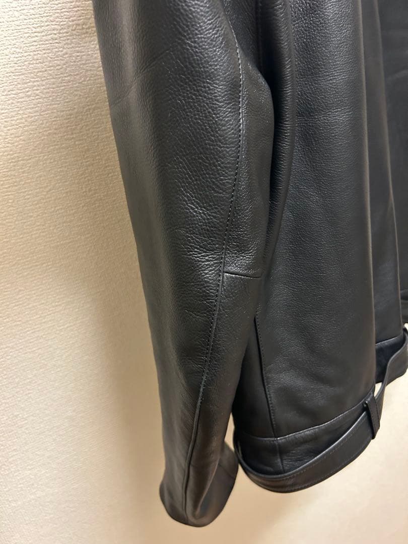 K*様 最終値下げ中！VIBECA VaLLet 牛革 シングルライダース