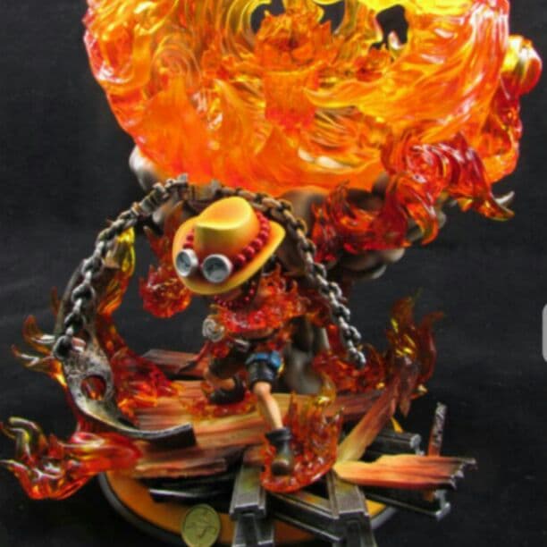 ワンピースフィギュア 火炎　エース