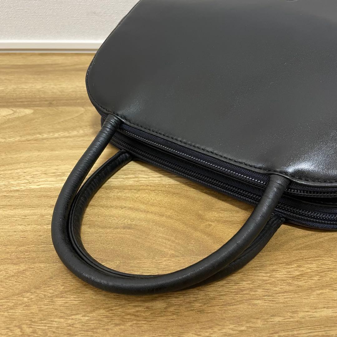 《美品》LOEWE（ロエベ）ナッパレザー ハンドバッグ ブラック 黒