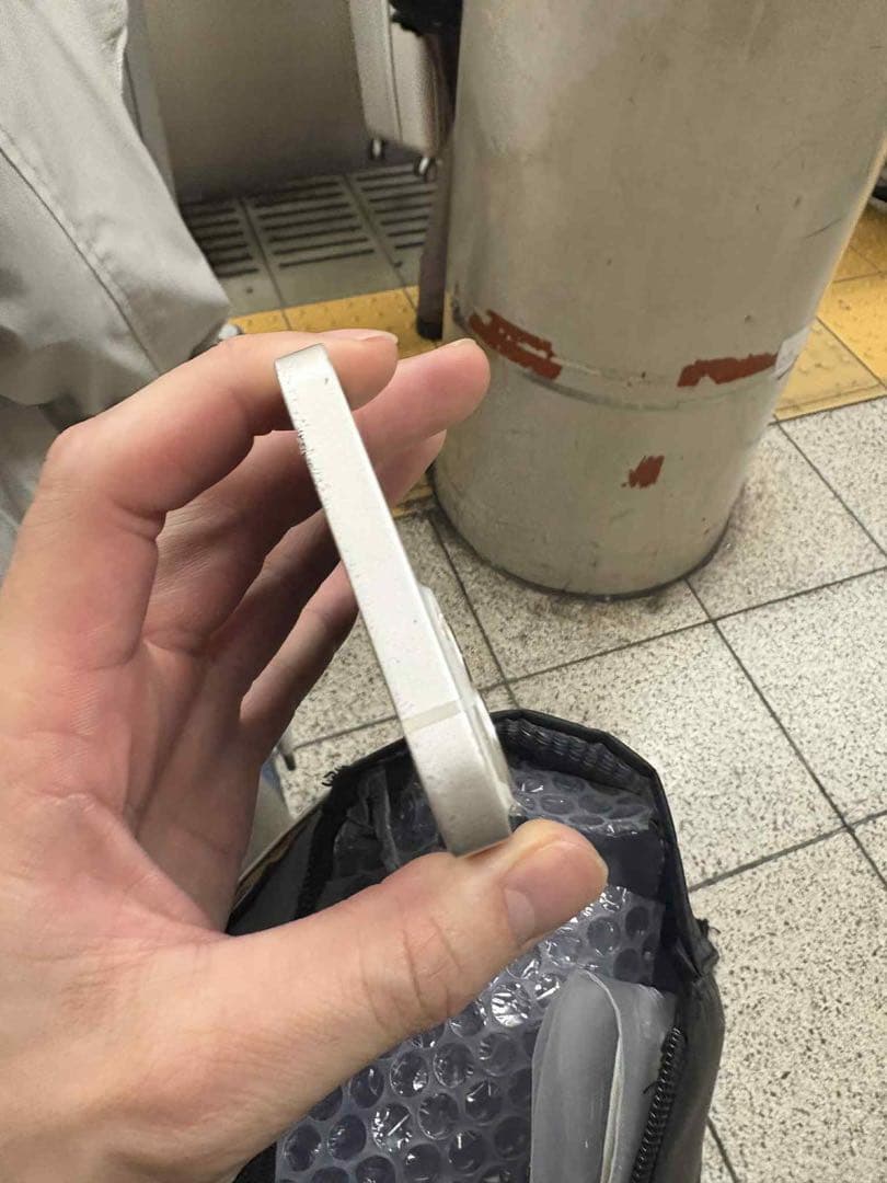 携帯電話本体 Apple iPhone 13 128 gb